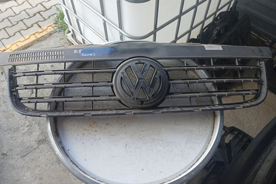 VW T5 MULTIVAN GRILL ATRAPA 7H5807101/8