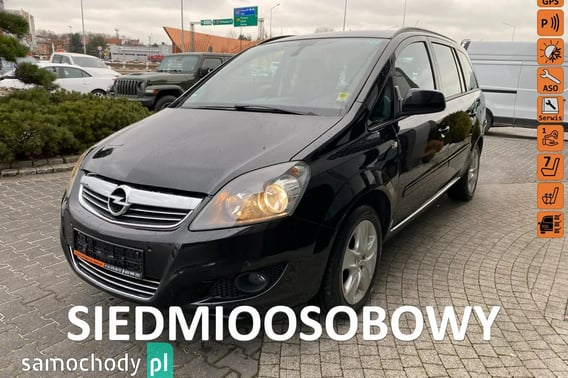 Opel Zafira Minivan 2012