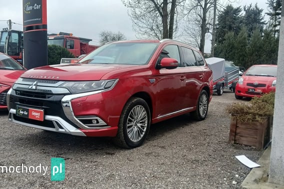 Mitsubishi Outlander SUV 2022