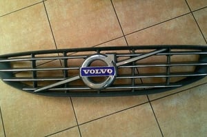 VOLVO V60 I LIFT GRILL ATRAPA 31333834