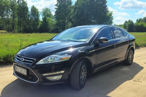 Ford Mondeo Sedan 2012
