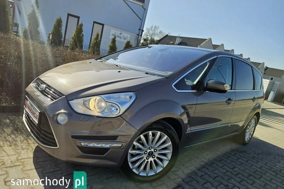 Ford S-Max Minivan 2012