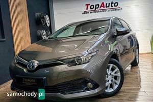 Toyota Auris Hatchback 2016