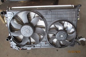 VW GOLF VI 1,4TSI KOMPLET CHŁODNIC Z WENTYLATOREM
