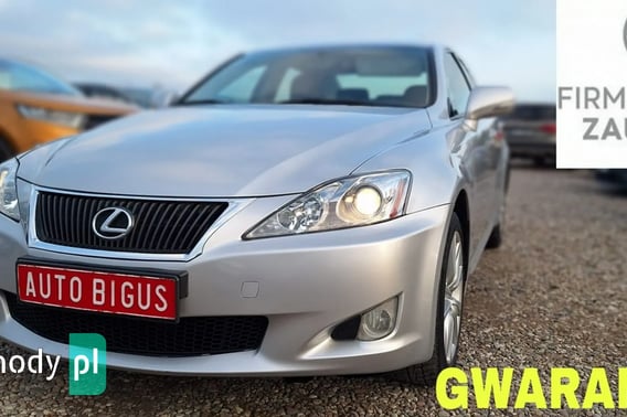 Lexus IS Sedan 2010