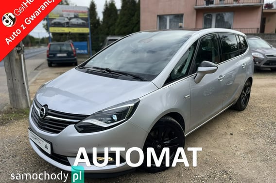 Opel Zafira Minivan 2017