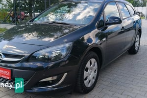 Opel Astra Kombi 2015
