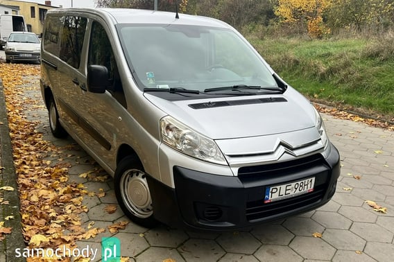 Citroen Jumpy Minivan 2011