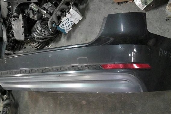AUDI A4 B9 KOMBI S-LINE ZDERZAK TYŁ LX7L