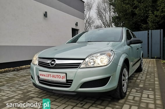 Opel Astra Hatchback 2009