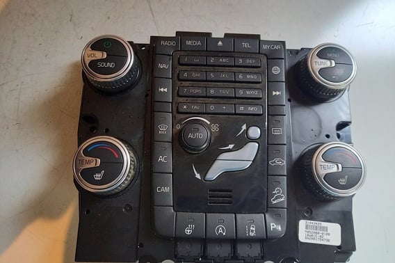 VOLVO V60 PANEL NAWIEWU I KLIMATYZACJI 31443425