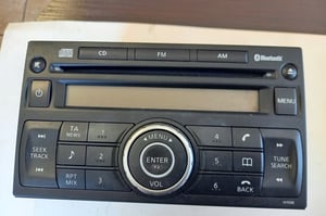 NISSAN QASHQAI J10 RADIO FABRYCZNE 28185-JD00A