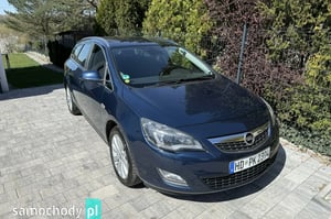 Opel Astra Kombi 2011