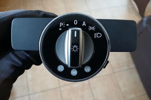 MERCEDES W204 WŁĄCZNIK ŚWIATEŁ A2045452204