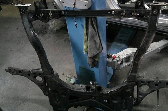 OPEL MOKKA A WÓZEK SANKI PRZÓD