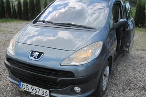 Peugeot 1007 Hatchback 2006