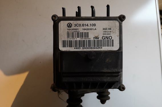 VW PASSAT B6 POMPA ABS 3C0614109