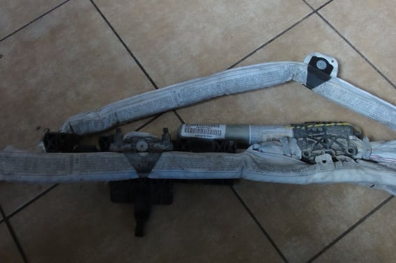 BMW E87 KURTYNA LEWA 30356070