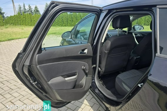 Opel Astra Kombi 2011