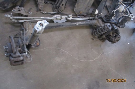 OPEL ASTRA K V OŚ BELKA TYŁ