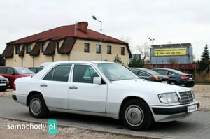Mercedes-Benz W124 Sedan 1992