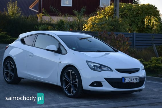 Opel Astra Coupe 2012