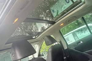 Volkswagen Tiguan SUV 2010