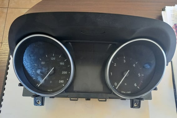 LAND ROVER EVOQUE LICZNIK GJ3210849ED EU