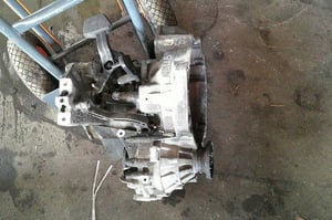 VW GOLF VI 1,6TDI SKRZYNIA BIEGÓW LUB LVB