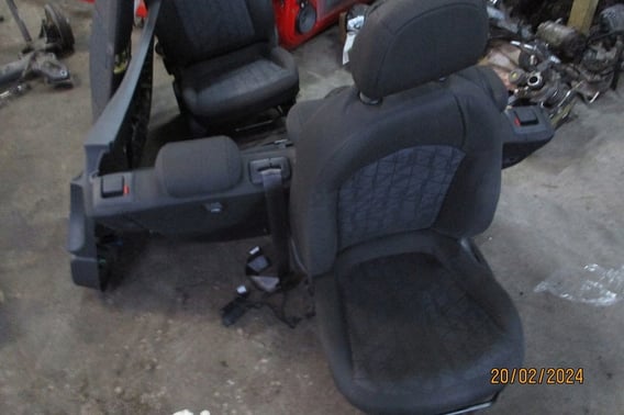 OPEL CORSA E FOTELE KANAPA BOCZKI TAPICERKA 3D