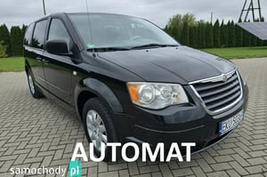 Chrysler Town & Country Van 2008