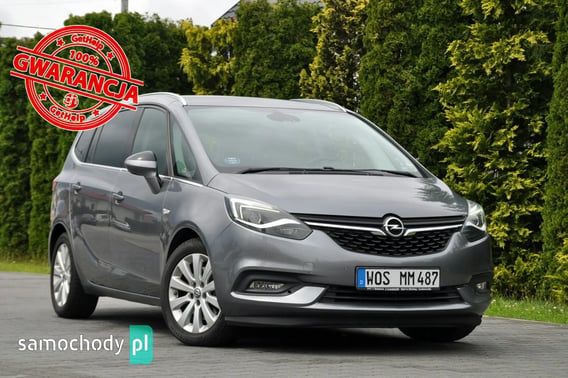 Opel Zafira Minivan 2016
