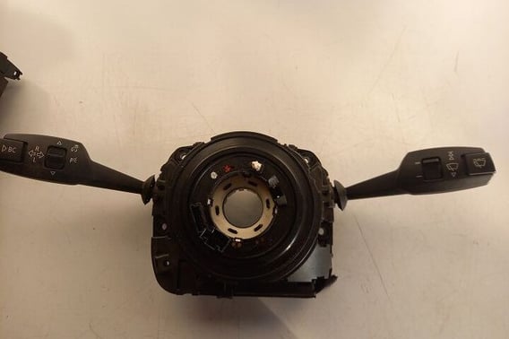 BMW E90 PRZEŁĄCZNIK ZESPOLONY 9121745-01