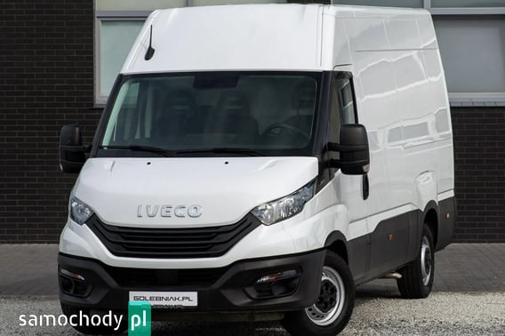 IVECO Daily Furgon 2023