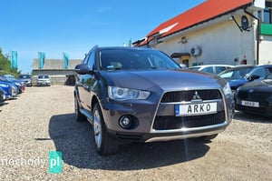 Mitsubishi Outlander SUV 2010