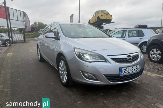 Opel Astra Kombi 2011