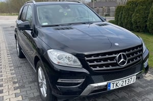 Mercedes-Benz ML-Klasa SUV 2012