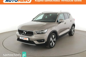 Volvo XC40 SUV 2021