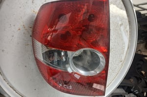 VW FOX LAMPA TYŁ LEWA 5Z0945095A EU