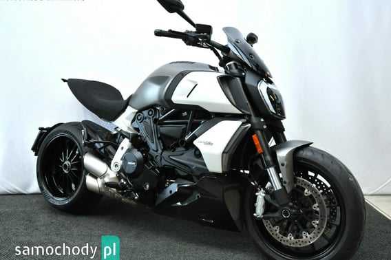 DUCATI Diavel Naked 2019