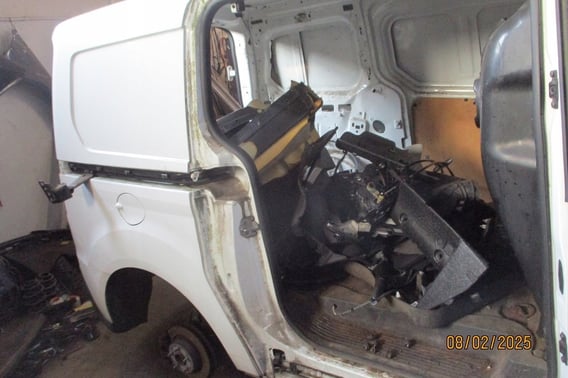 FORD TRANSIT CONNECT MK2 LONG ĆWIARTKA PRZÓD P/L 5D