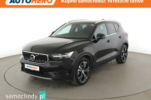 Volvo XC40 SUV 2021