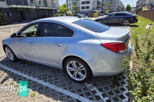 Opel Insignia Sedan 2012