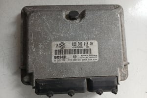 VW GOLF IV MODUŁ STEROWNIK SILNIKA 038906018AN