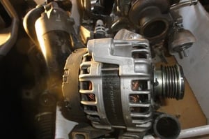 VOLVO V60 S60 2,4 D5 ALTERNATOR ROZRUSZNIK