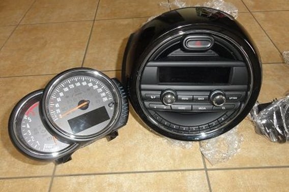 MINI COOPER ONE F55-F56 RADIO FC6000N LICZNIK 1,5D
