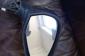 AUDI A4 B9 LUSTERKO PRAWE 14 PIN LX7L EUROPA