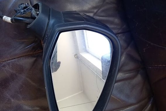 AUDI A4 B9 LUSTERKO PRAWE 14 PIN LX7L EUROPA
