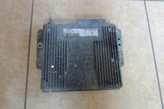 RENAULT ESPACE KOMPUTER HOM7700874129 7700108598D