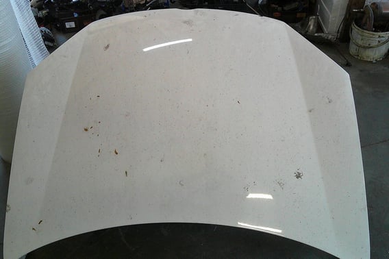 VW GOLF V KOMBI ZDERZAK LAMPA PAS PRZÓD LB9A
